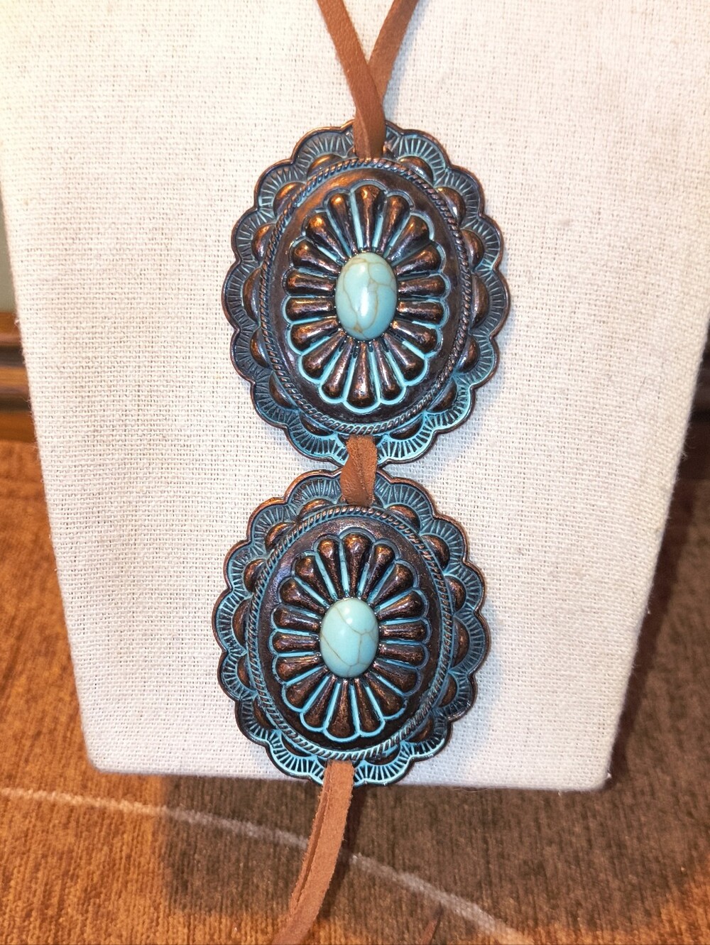 Vtg Turquoise Dyed Magnesite Double Medallion Bolo Tie Suede Copper Bead Tips
